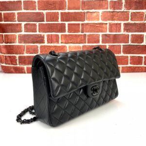 CHANEL Classic 2.55 Flap Bag – Orta Boy - Siyah Aksesuar