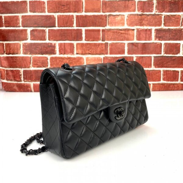 CHANEL Classic 2.55 Flap Bag – Orta Boy - Siyah Aksesuar