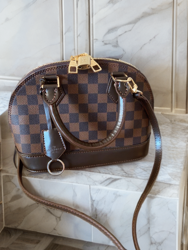 Louis Vuitton Alma BB – Kahverengi Monogram
